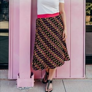 Lularoe Jill skirt new with tags size medium!